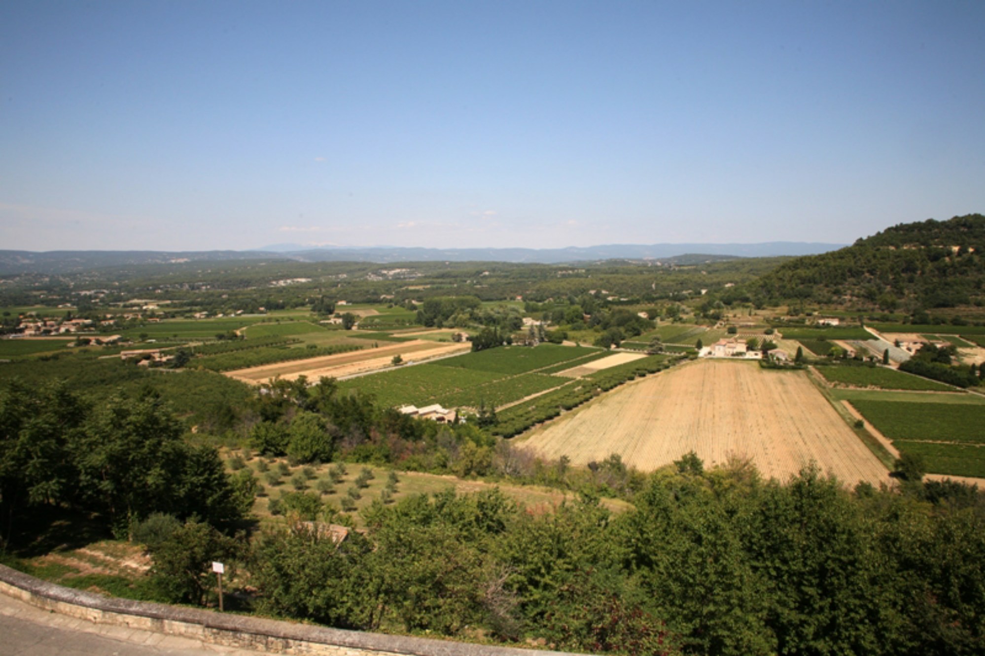 The Luberon, close to one of the most beautiful hilltop villages, for sale, village house with a lovely courtyard.