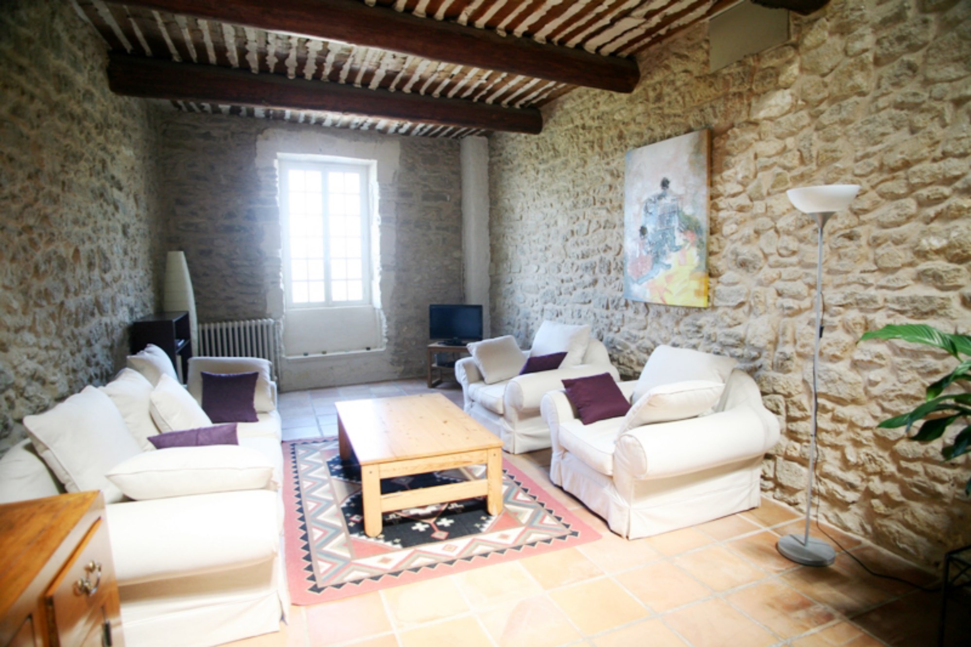 The Luberon, close to one of the most beautiful hilltop villages, for sale, village house with a lovely courtyard.