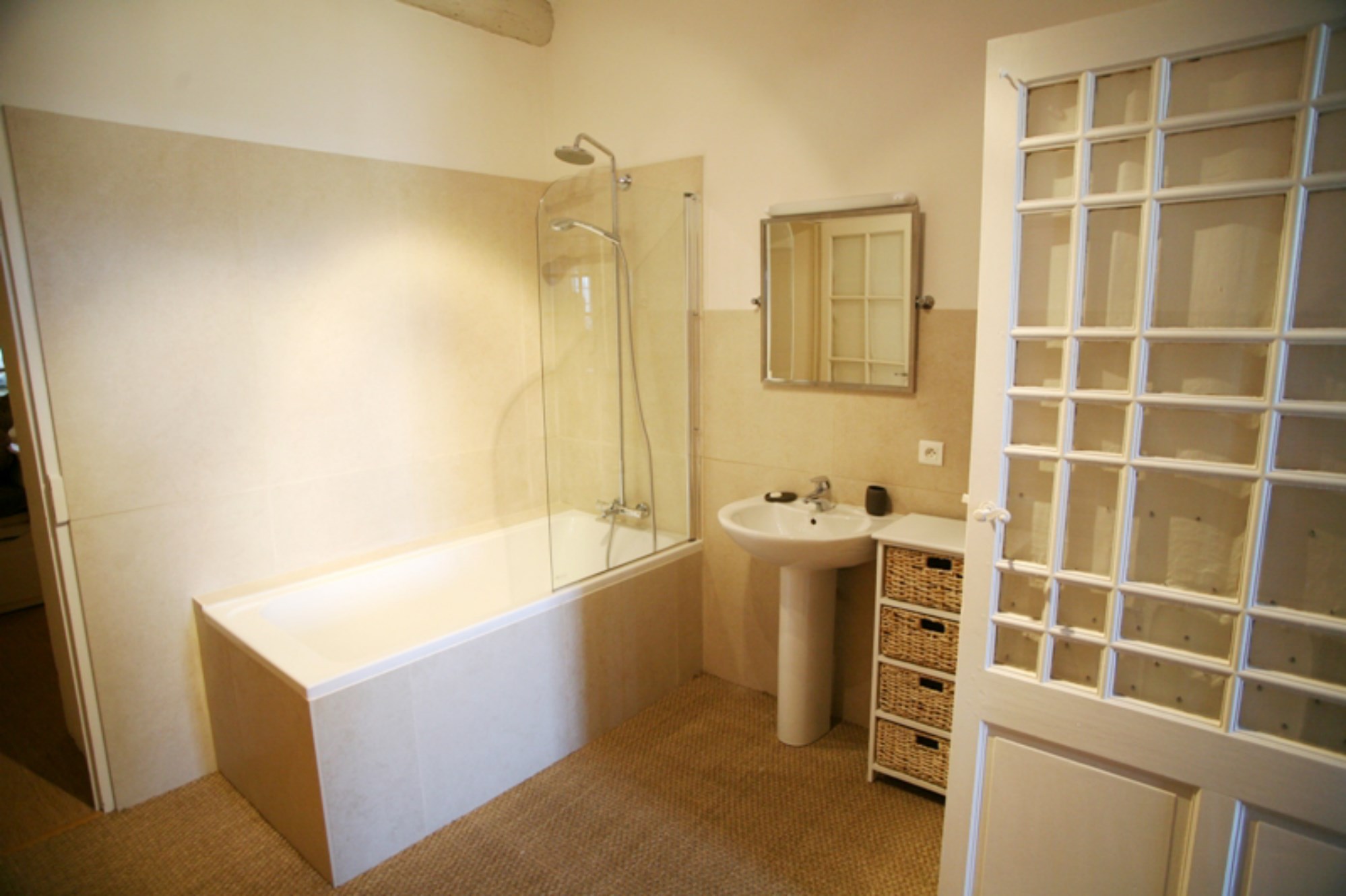 The Luberon, close to one of the most beautiful hilltop villages, for sale, village house with a lovely courtyard.