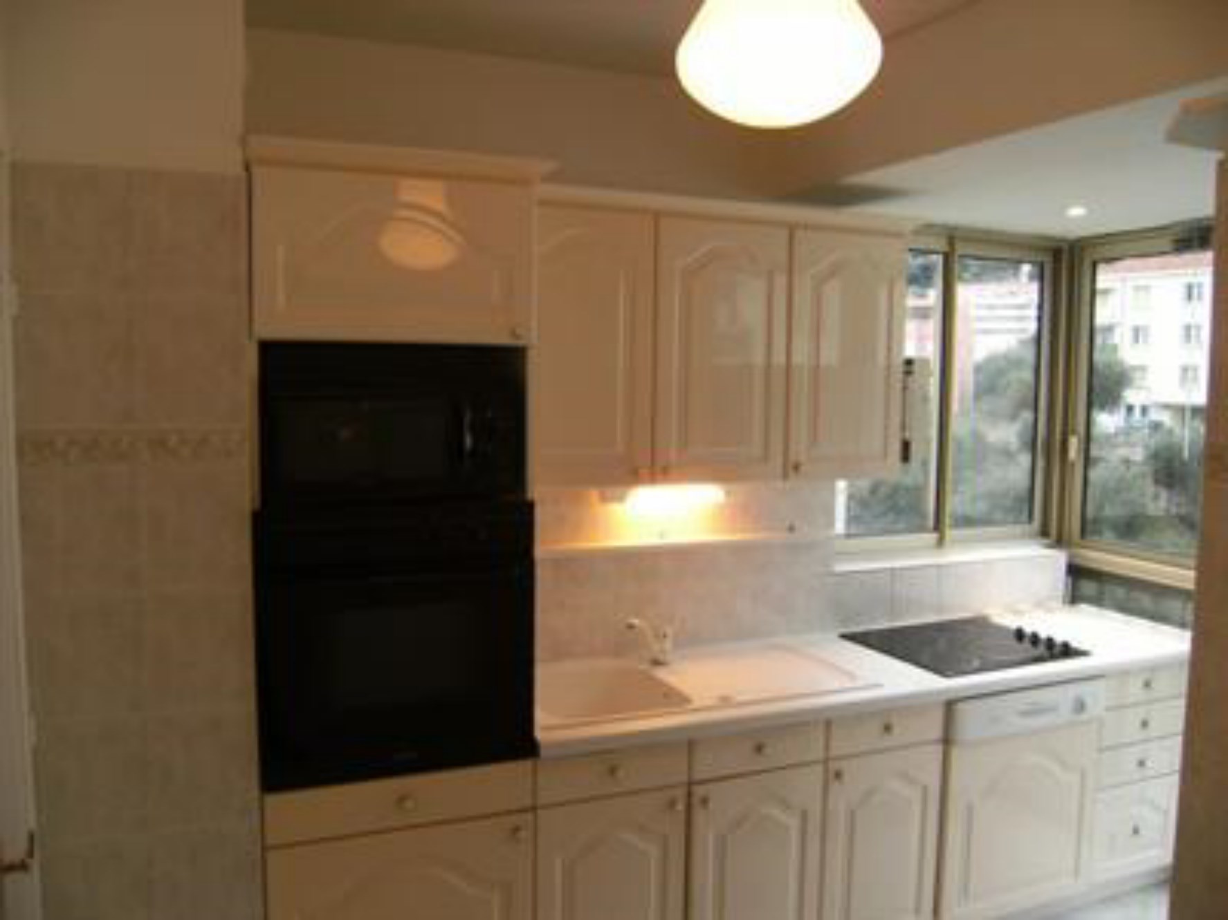 For sale, near Monaco, top floor apartment with stunning views over the sea