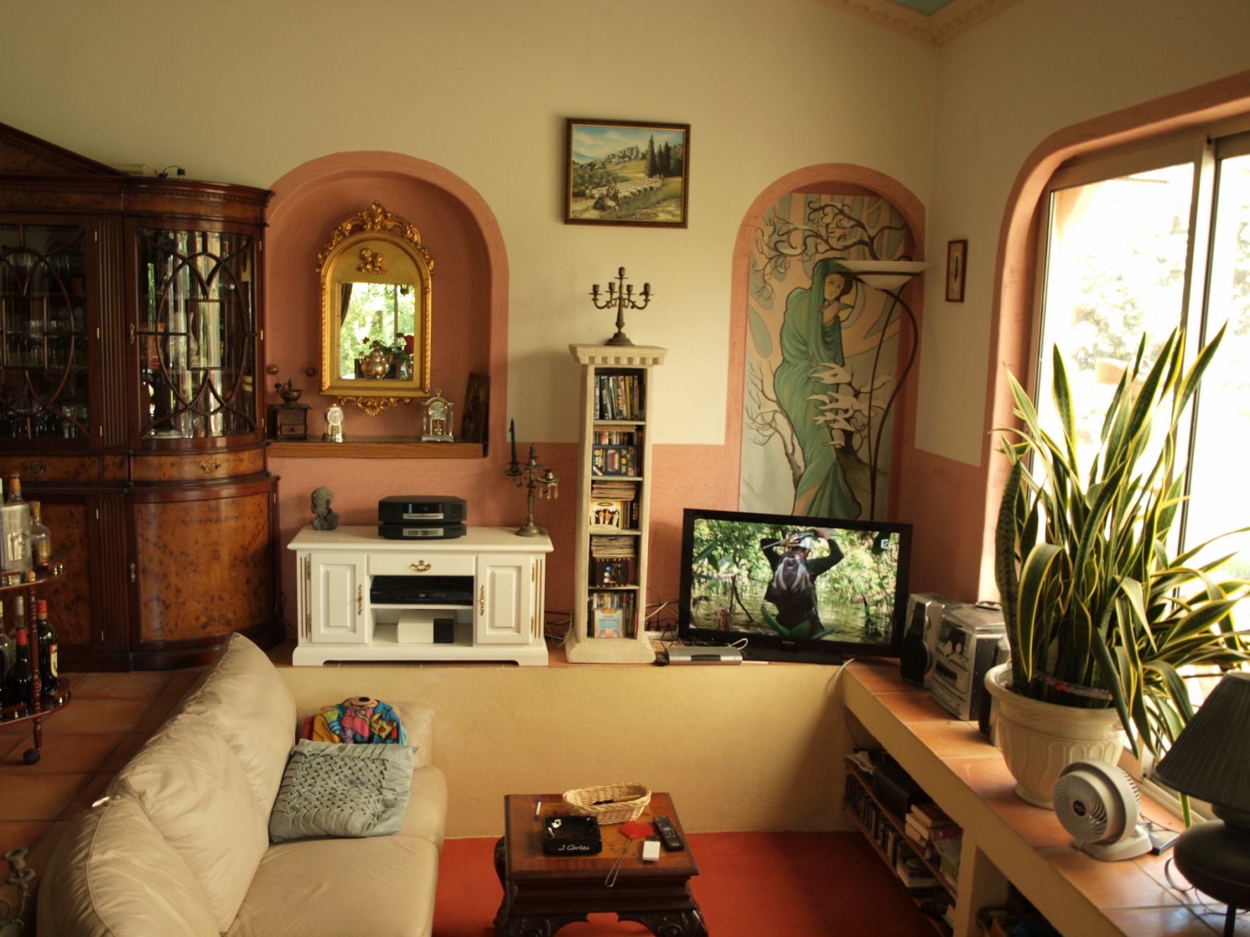For sale In Provence, contemporary house between Alpilles and Luberon with swimming pool