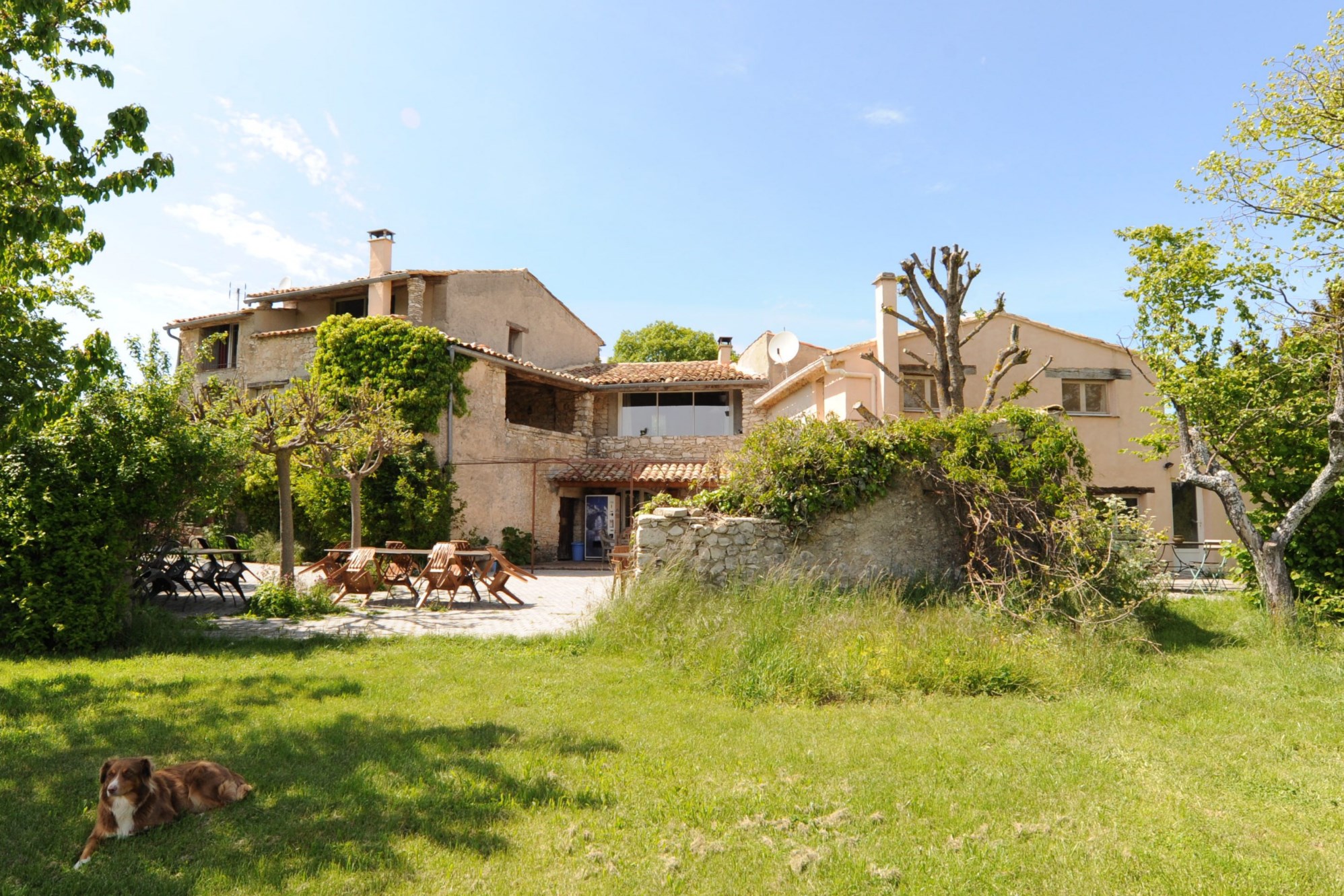 For sale in Luberon, authentic farmhouse with pool and outbuildings on 56 hectares