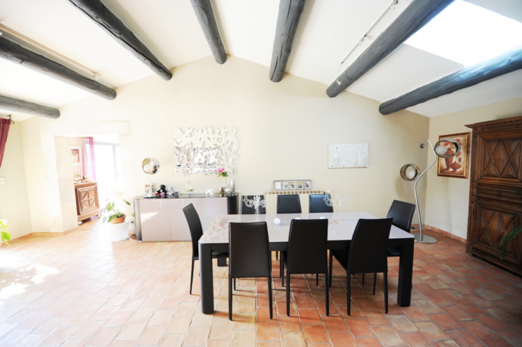 Maison contemporaine à vendre à Ménerbes