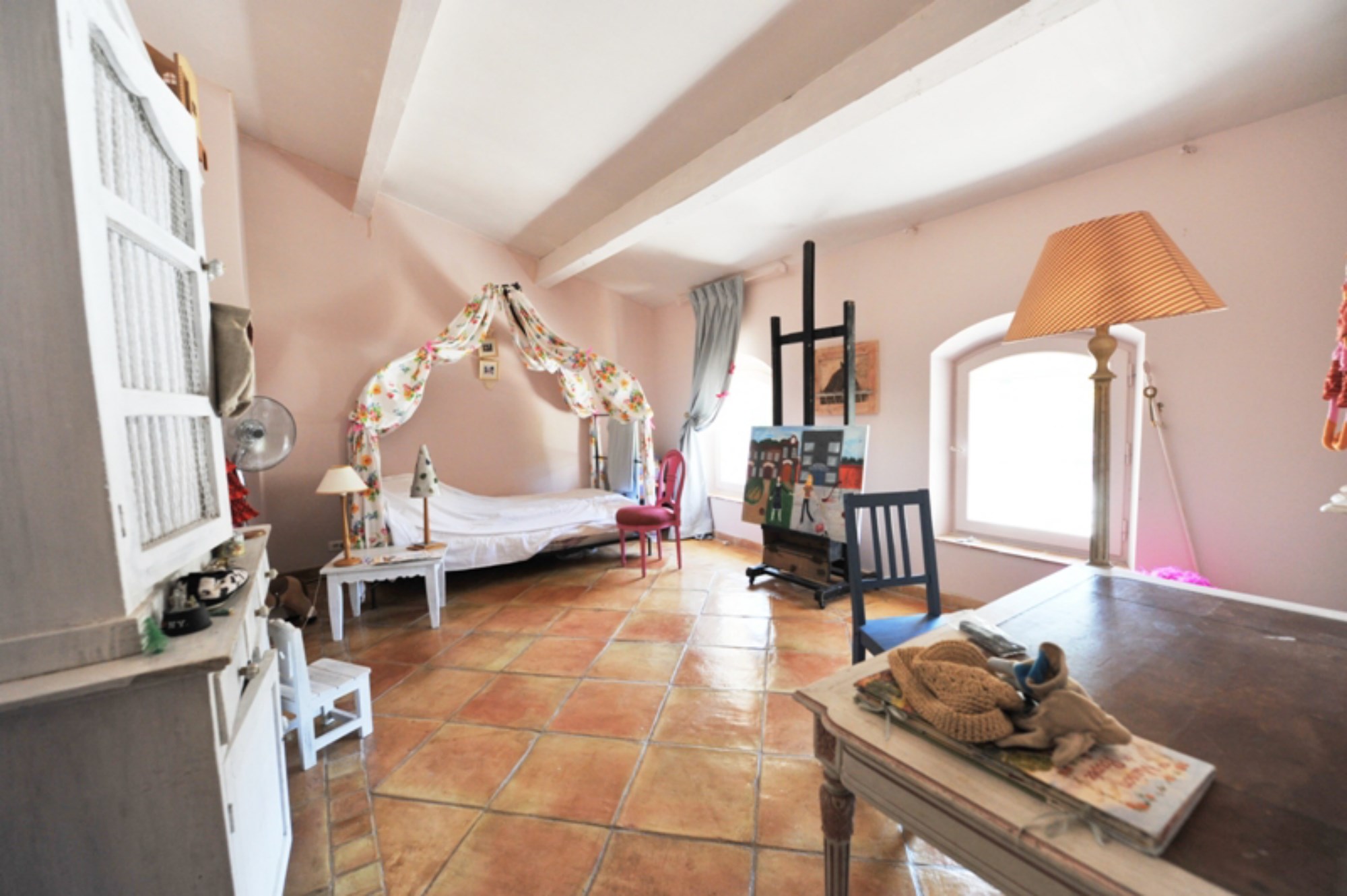 For sale, on the hills, exceptional provençale bastide, view at 180 °, pool house and swimming pool