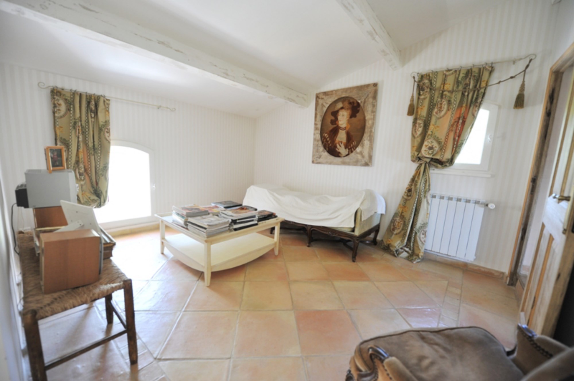 For sale, on the hills, exceptional provençale bastide, view at 180 °, pool house and swimming pool