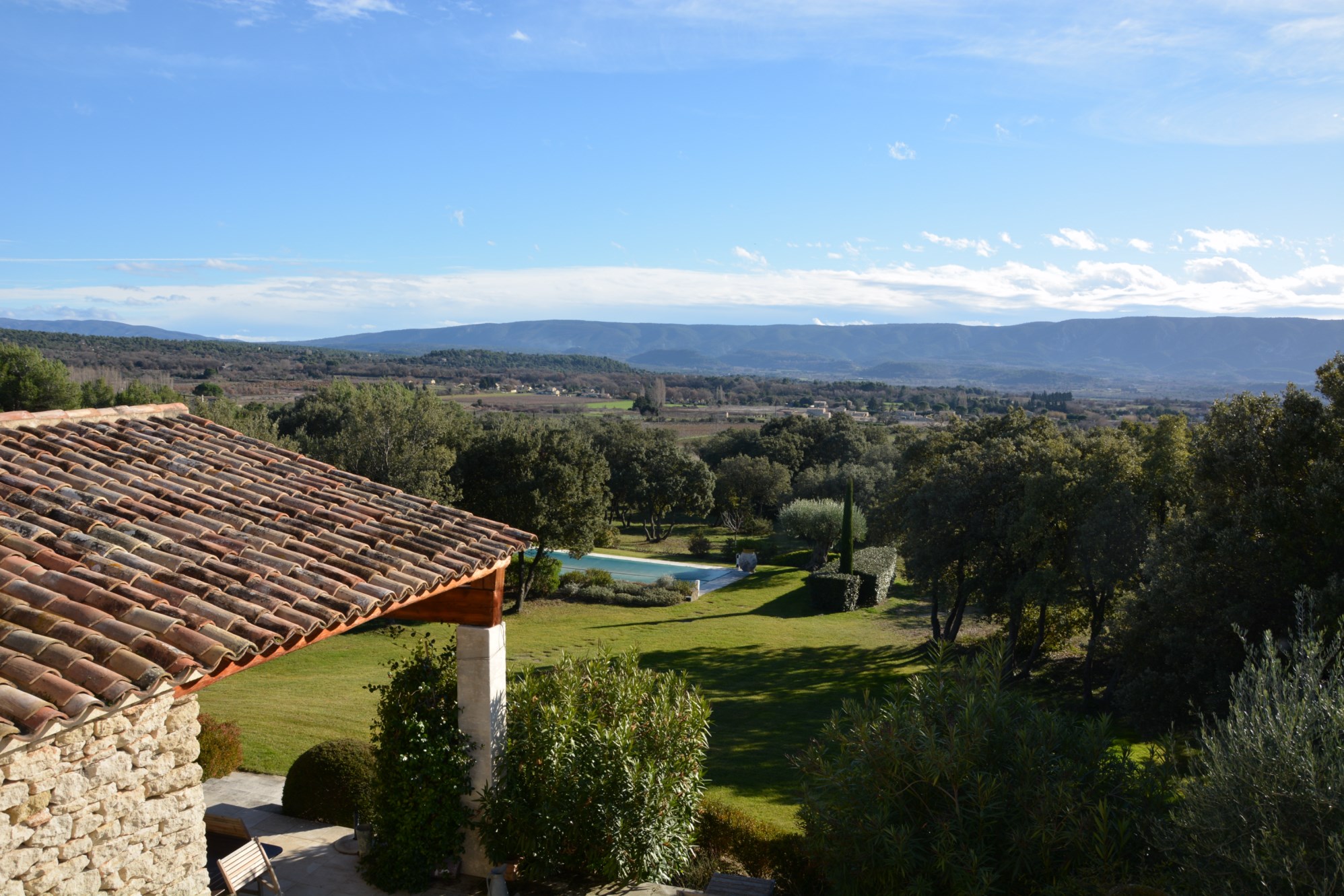 Maison récente avec vue panoramique à vendre en Luberon