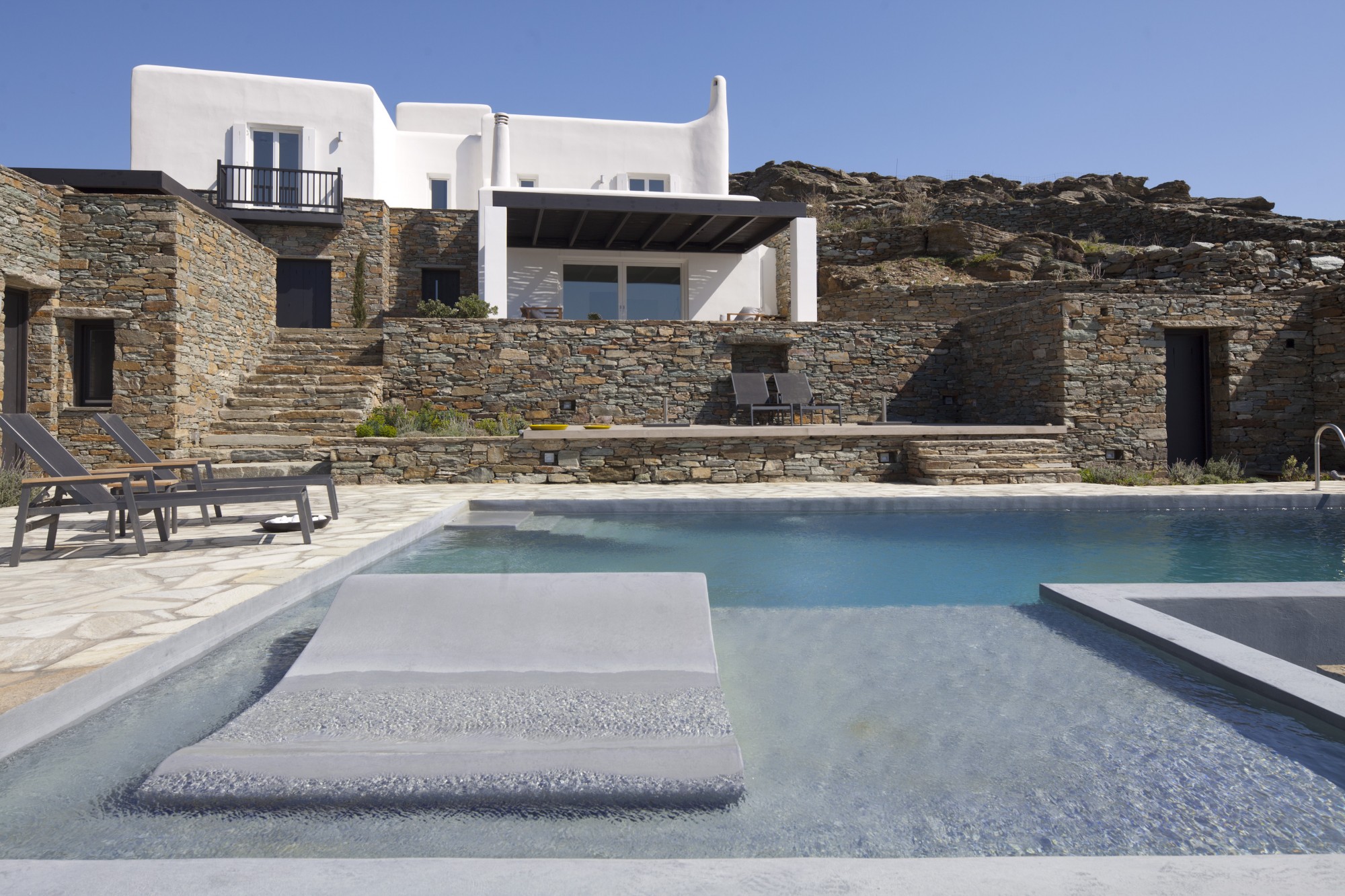 Exceptional seafront property for sale with breathtaking views on one of the Greek Cyclades islands