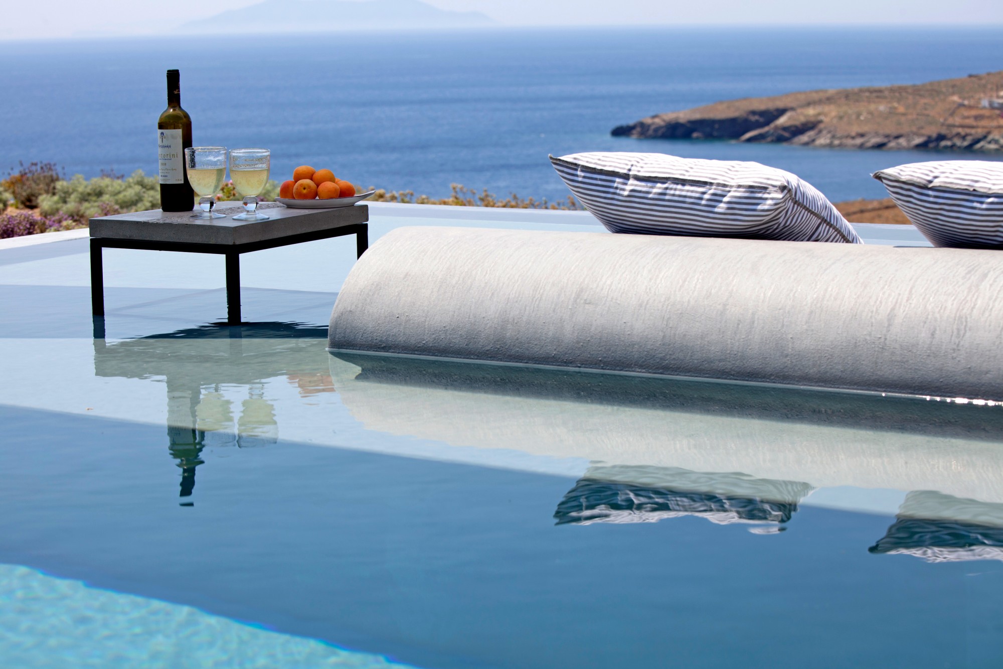 Villa contemporaine au bord de la mer