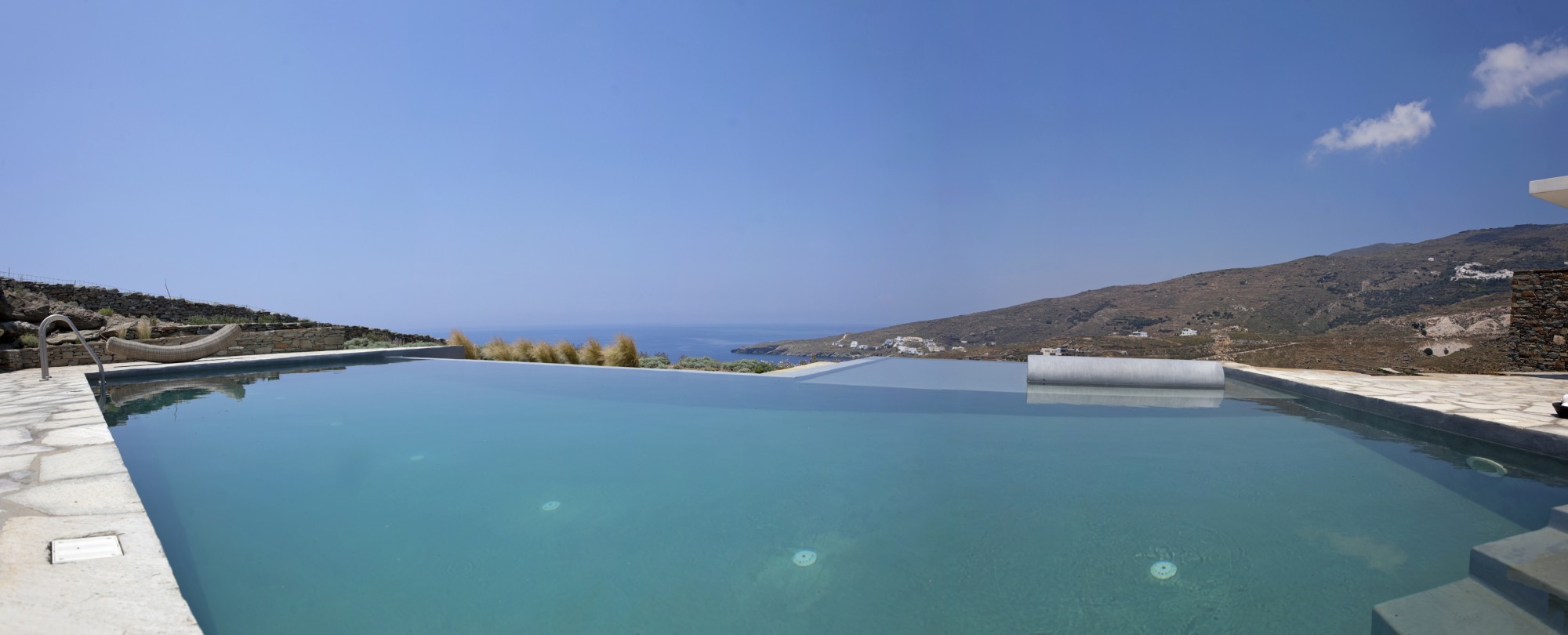 Exceptional seafront property for sale with breathtaking views on one of the Greek Cyclades islands