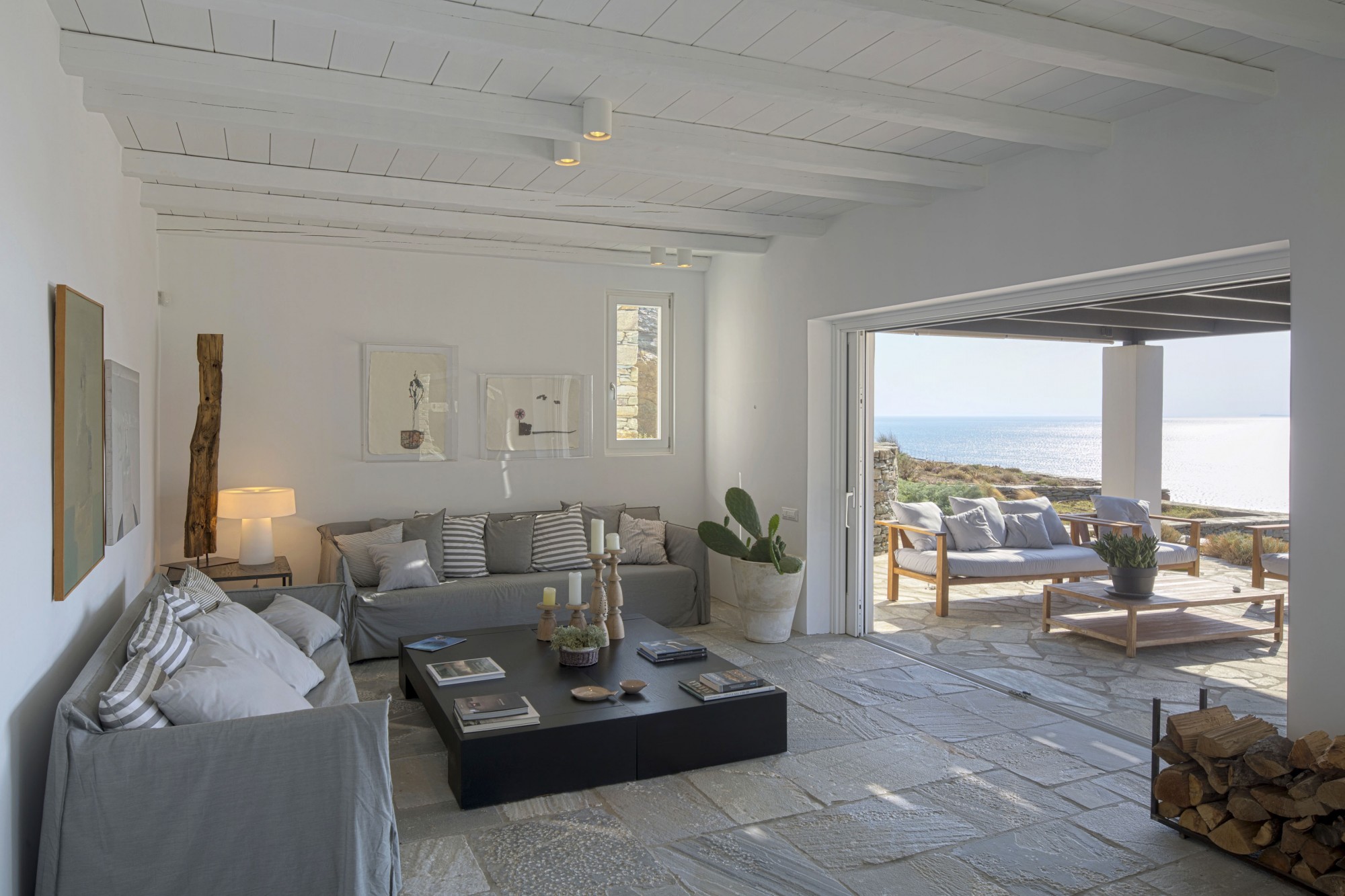 Villa contemporaine en Grèce