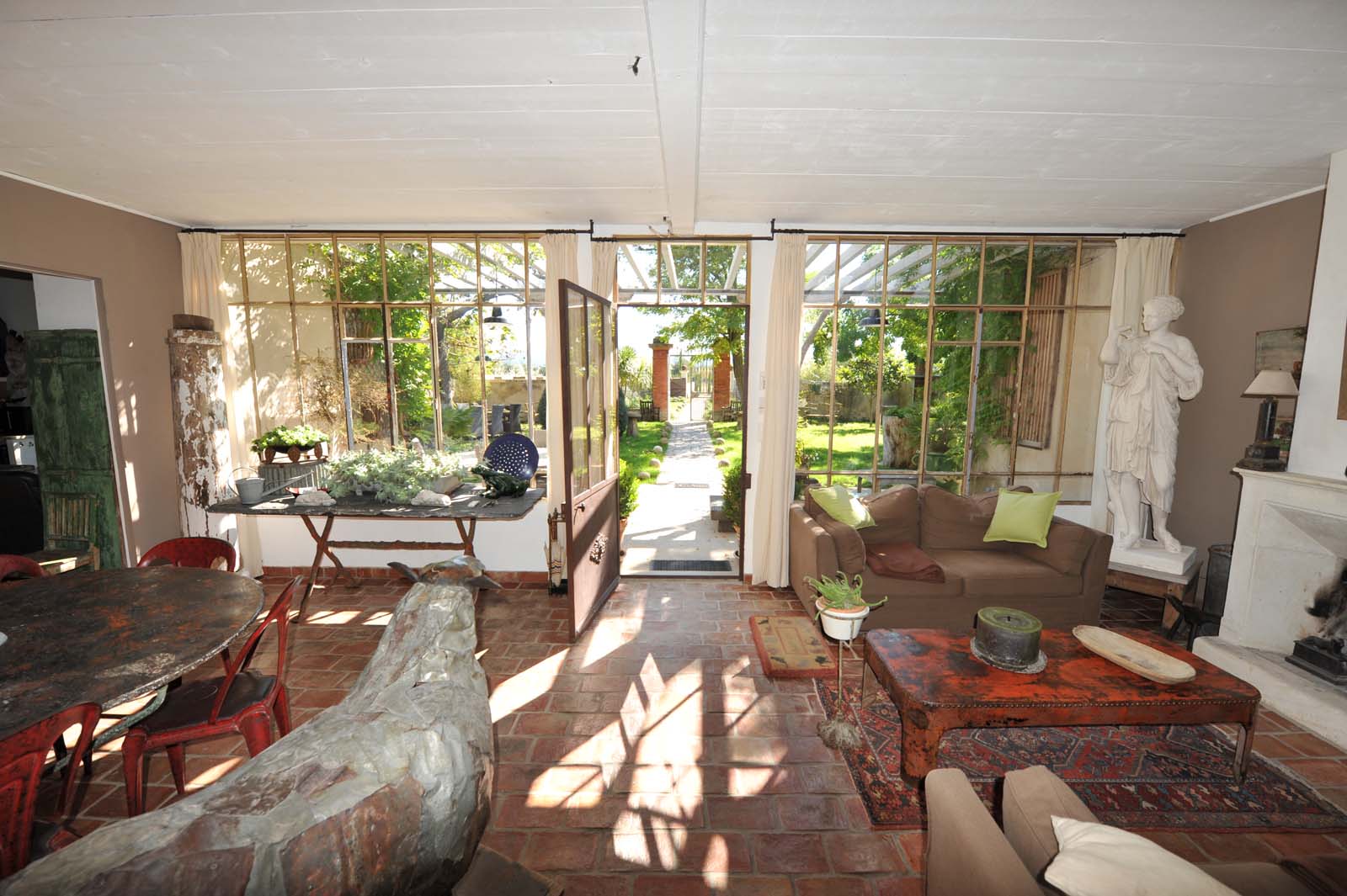 Mont Ventoux, for sale, former winery property with a mansion and a farm