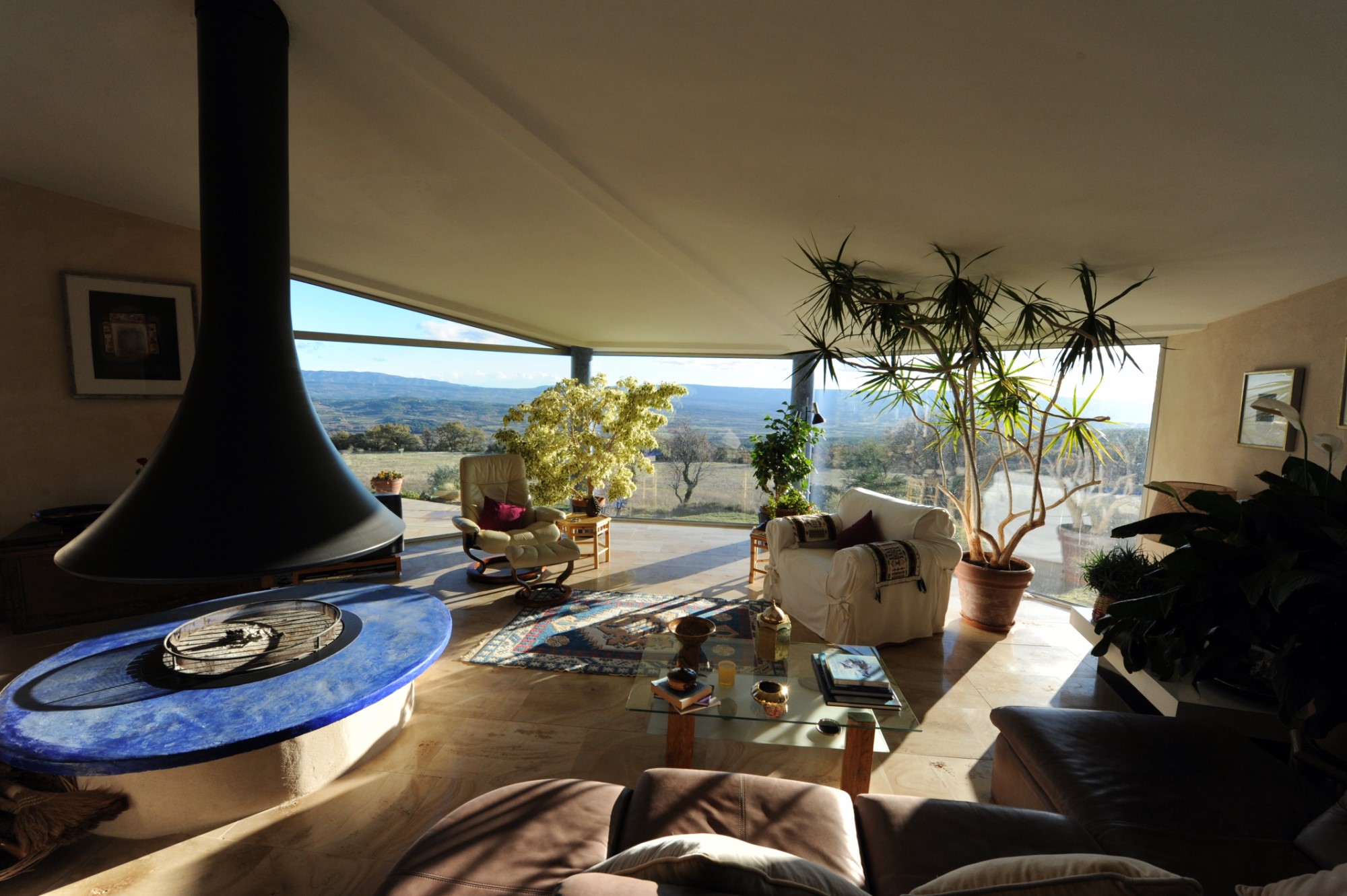 For sale, contemporary stone house, with outbuidlings and spectacular views over the Luberon