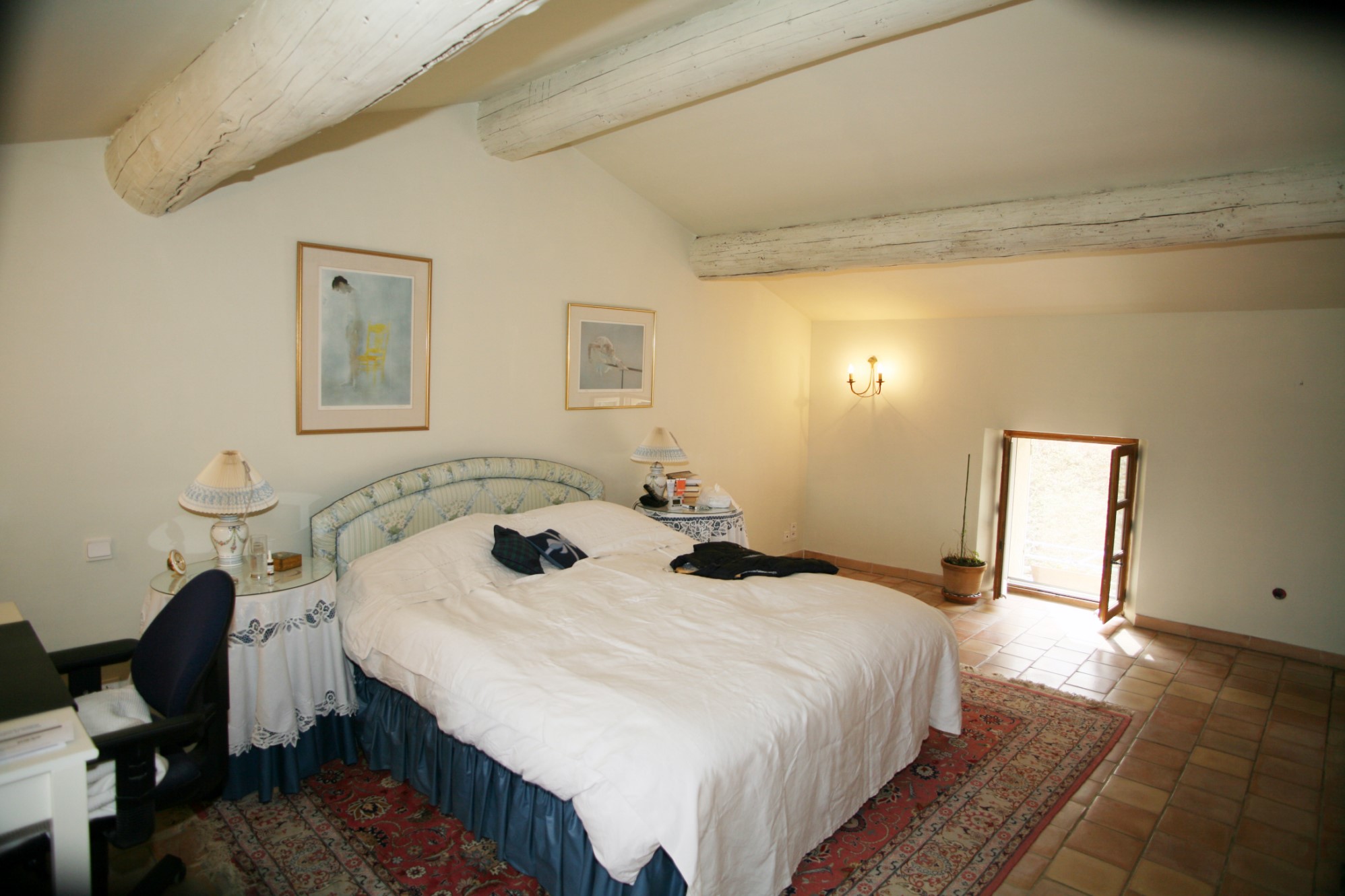 For sale in Gordes, in Luberon, a traditional stone farmhouse with breathtaking views for sale