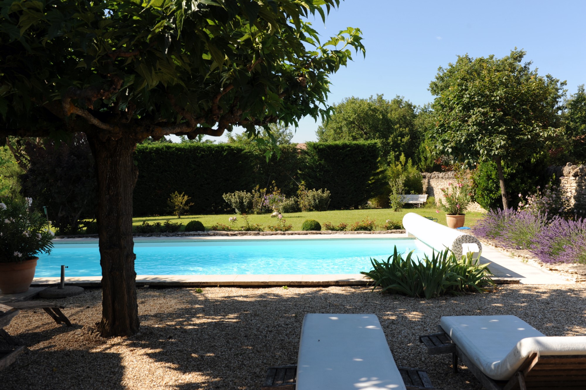 Stone house for sale in Provence