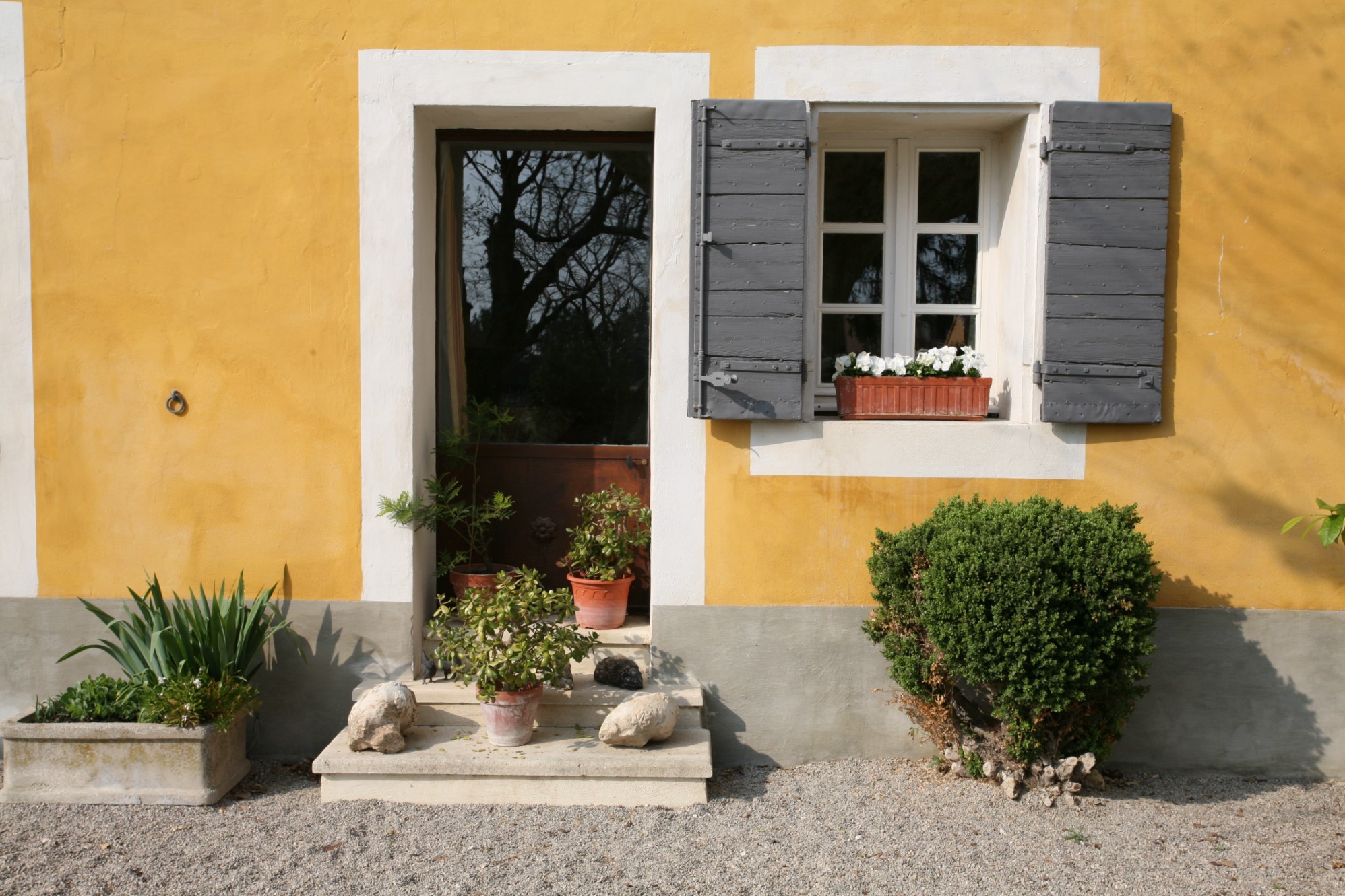 Restored house for sale in Provence