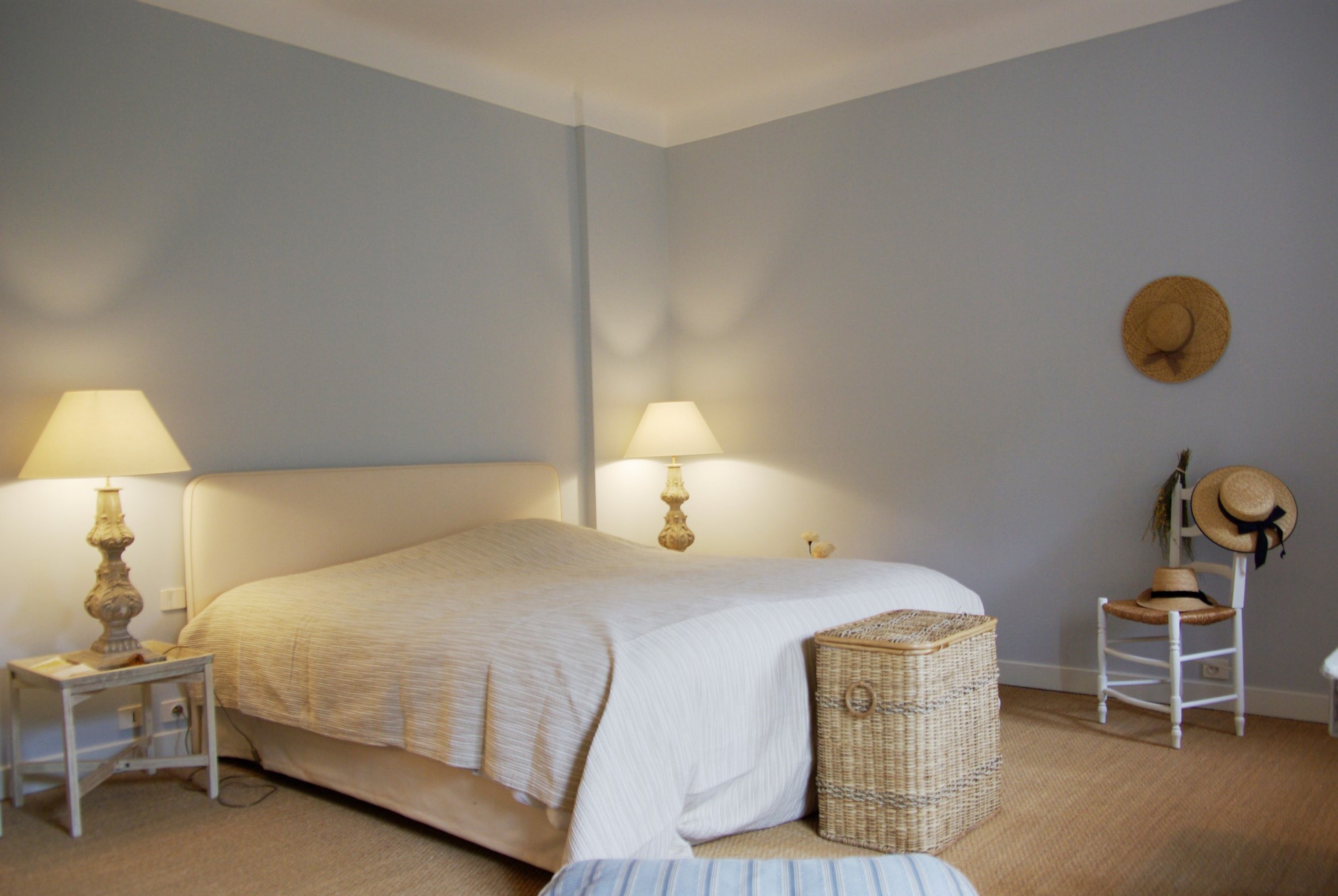 XVIIIth century fully restored farmhouse on over 1,5 hectare of land for sale in Luberon
