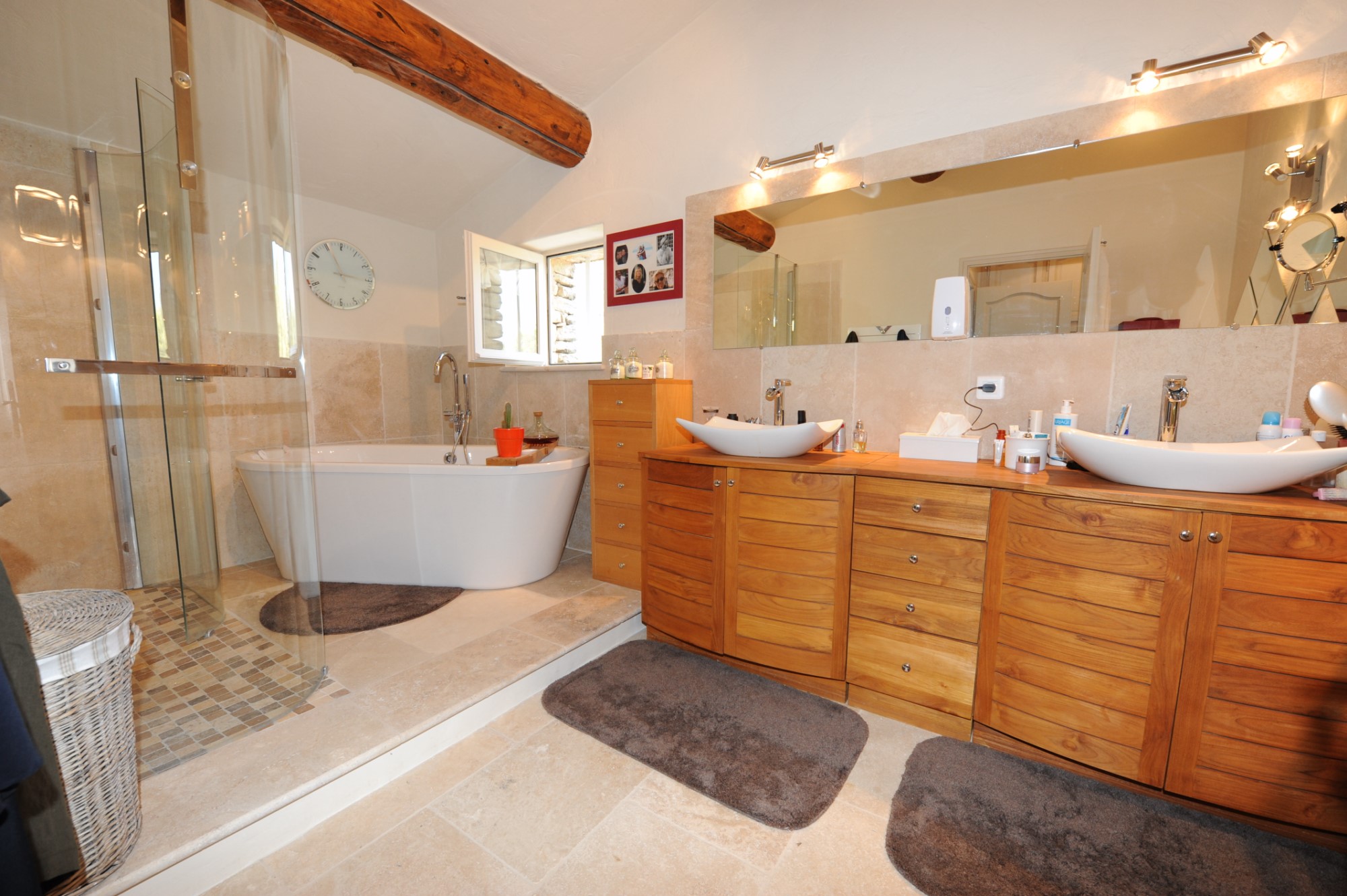 South facing stone built property on almost 7.5 acres with views over the Luberon for sale in Provence 