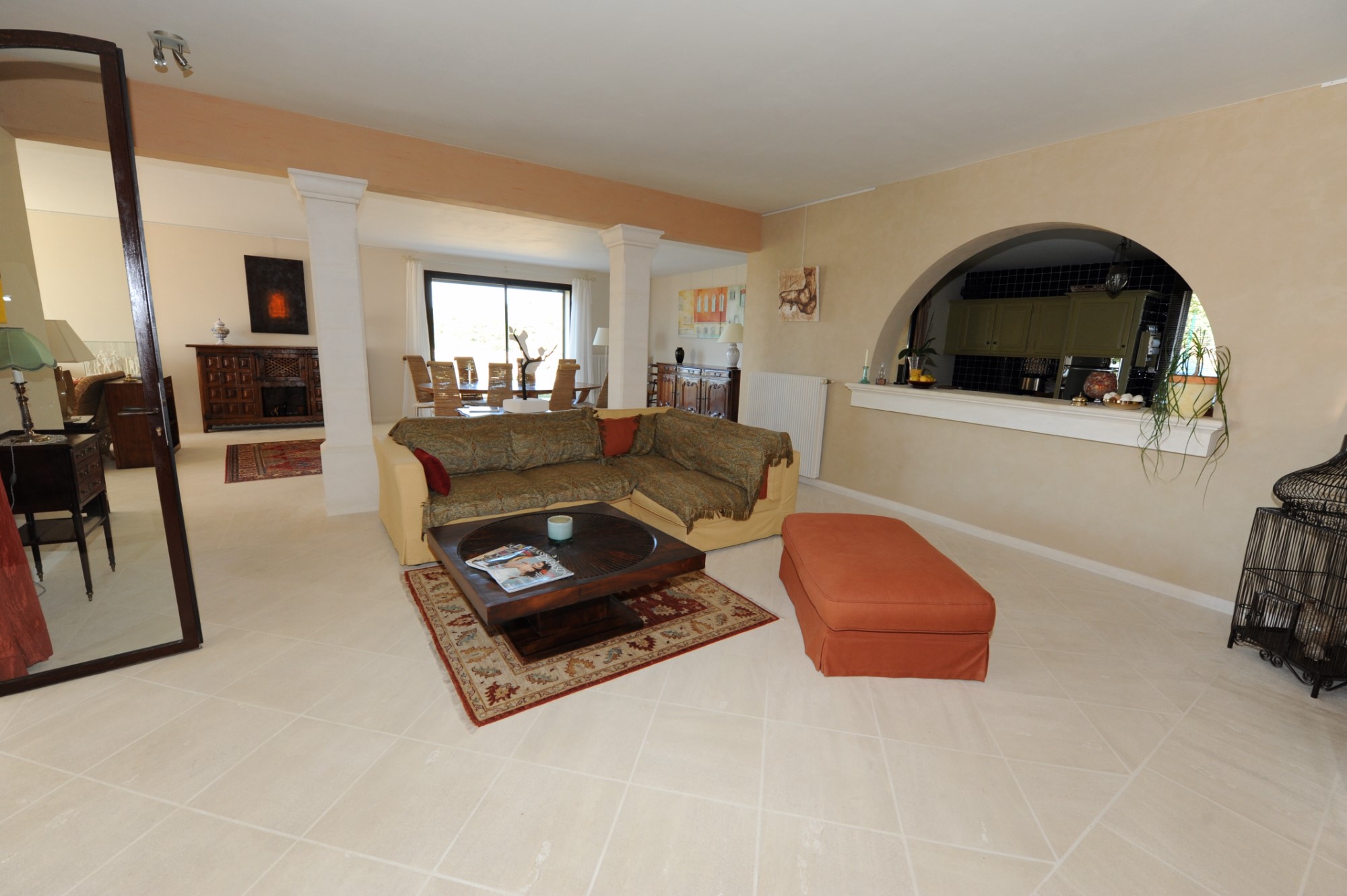In Gordes, property on more than 2.5 acres with breathtaking views for sale