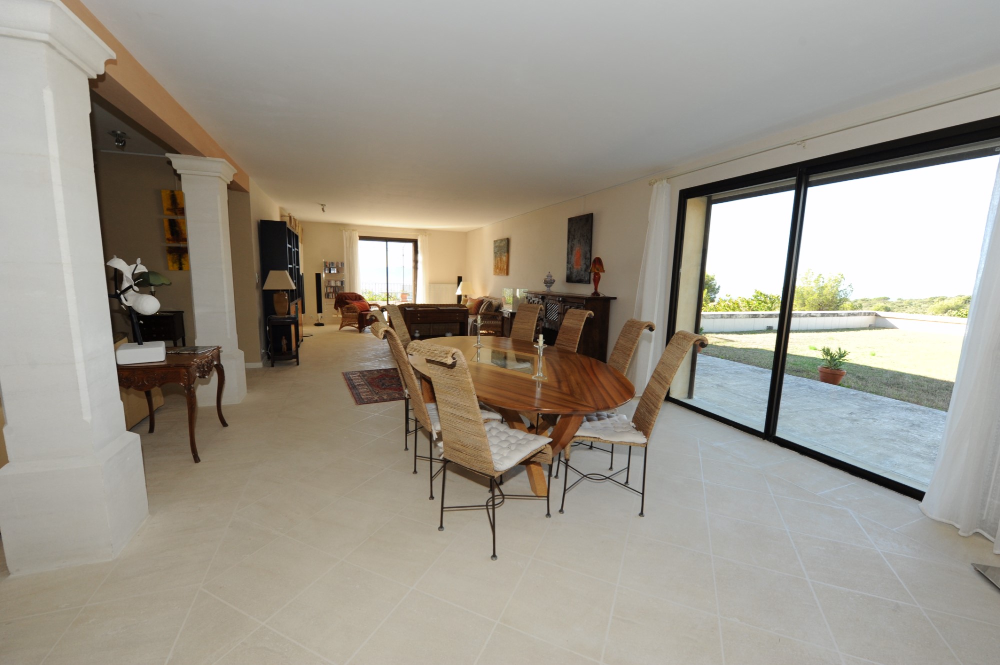 In Gordes, property on more than 2.5 acres with breathtaking views for sale