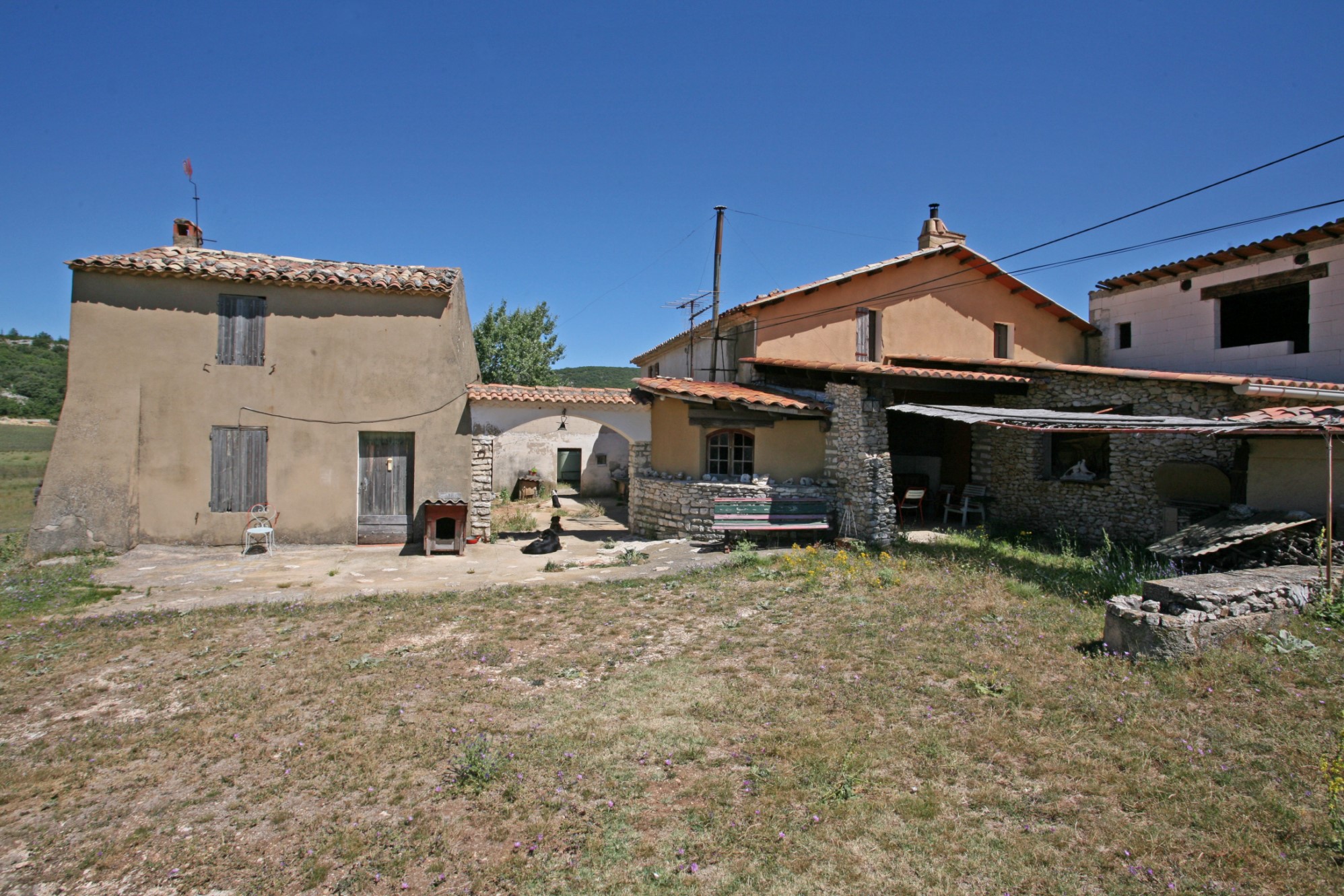 Propriété à restaurer dans le Luberon en Provence