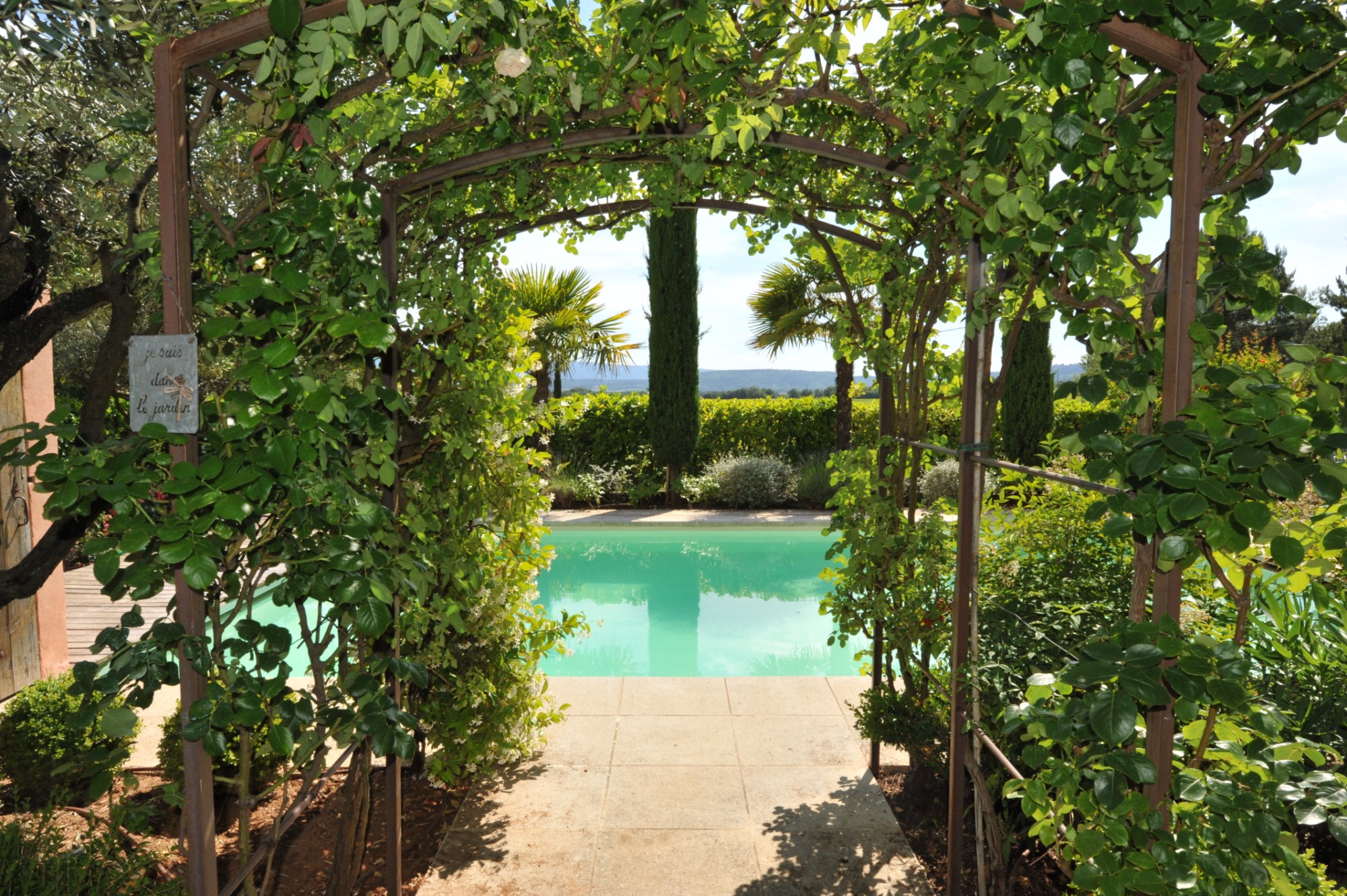 Property with pool and views for sale in Luberon