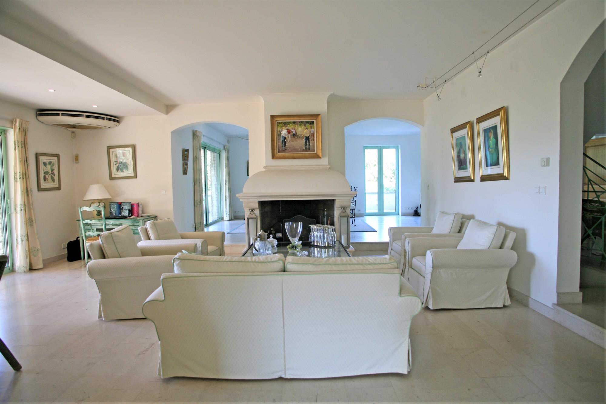 Recently built spacious house with beautiful views