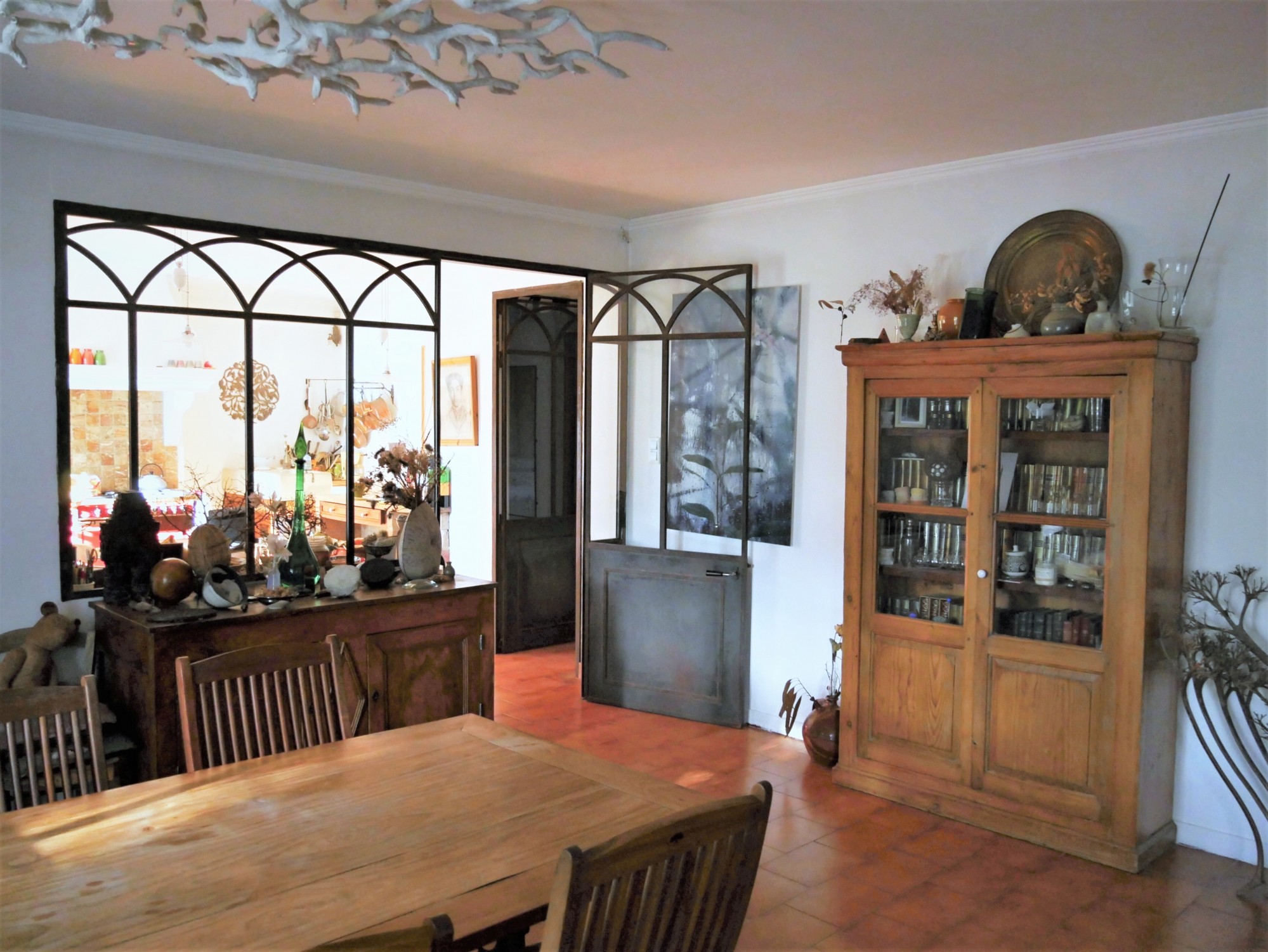 Close to l'Isle sur la Sorgue, charming house with indoor pool