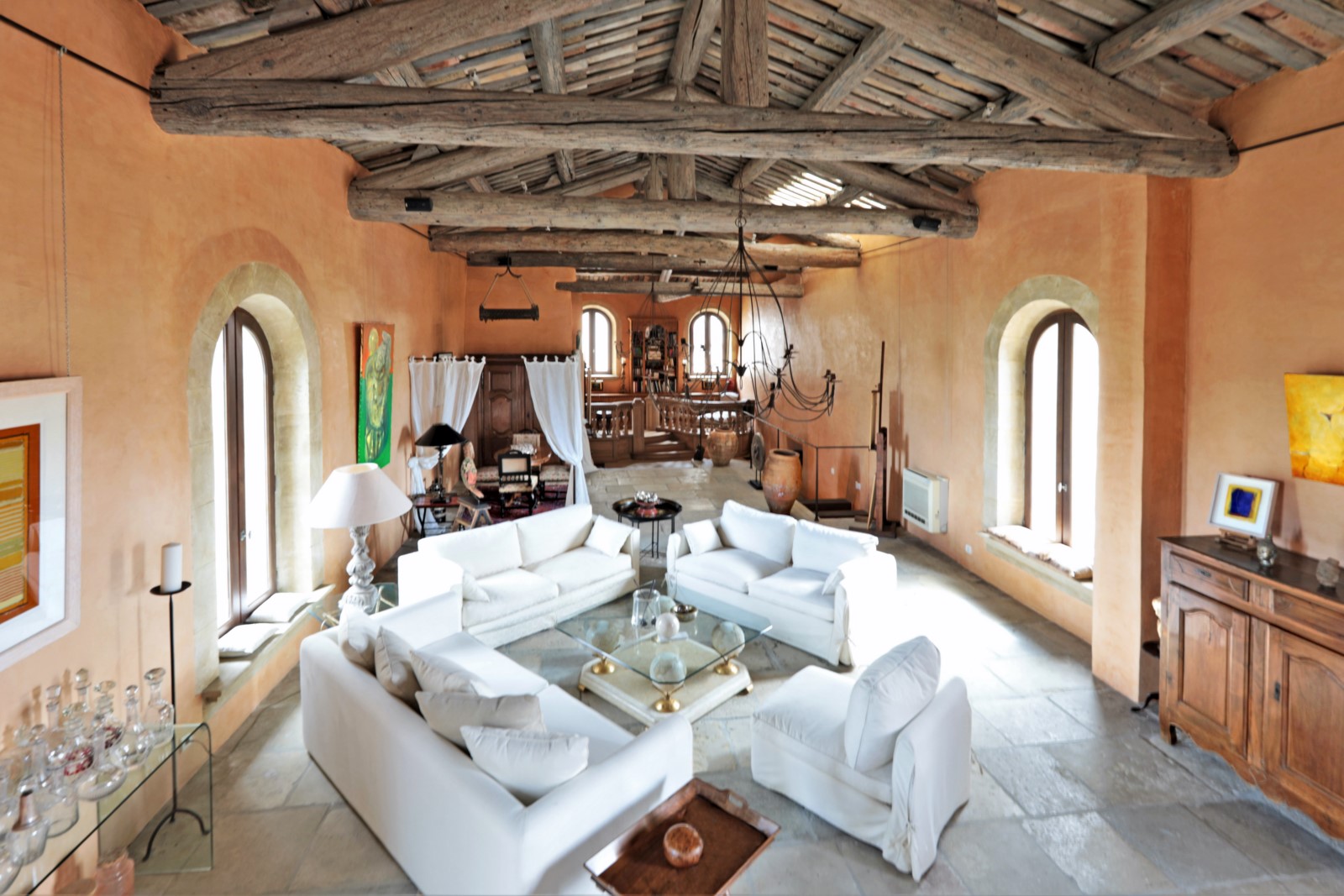 Bonnieux: stunning village house with garden