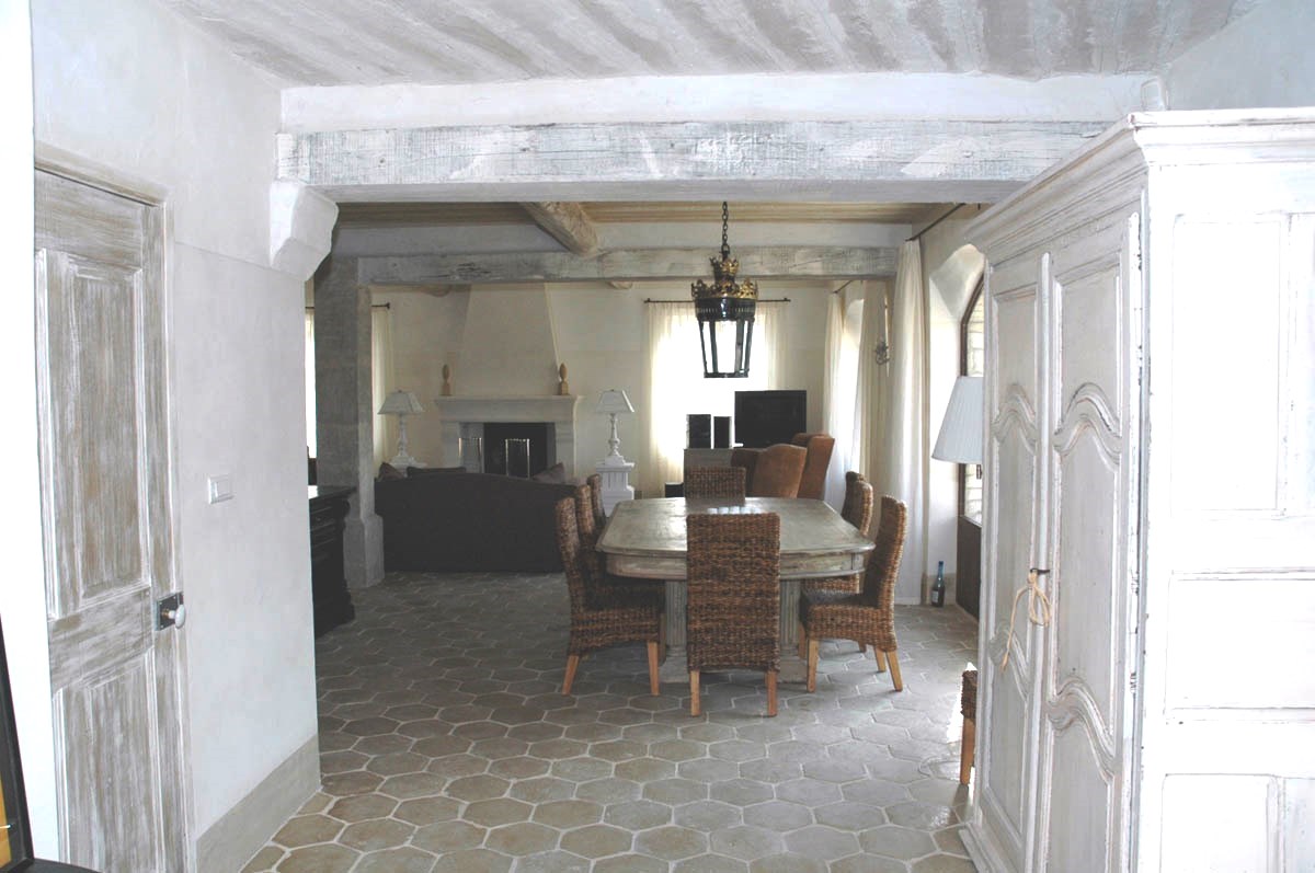 For summer rental, Luberon, near Gordes