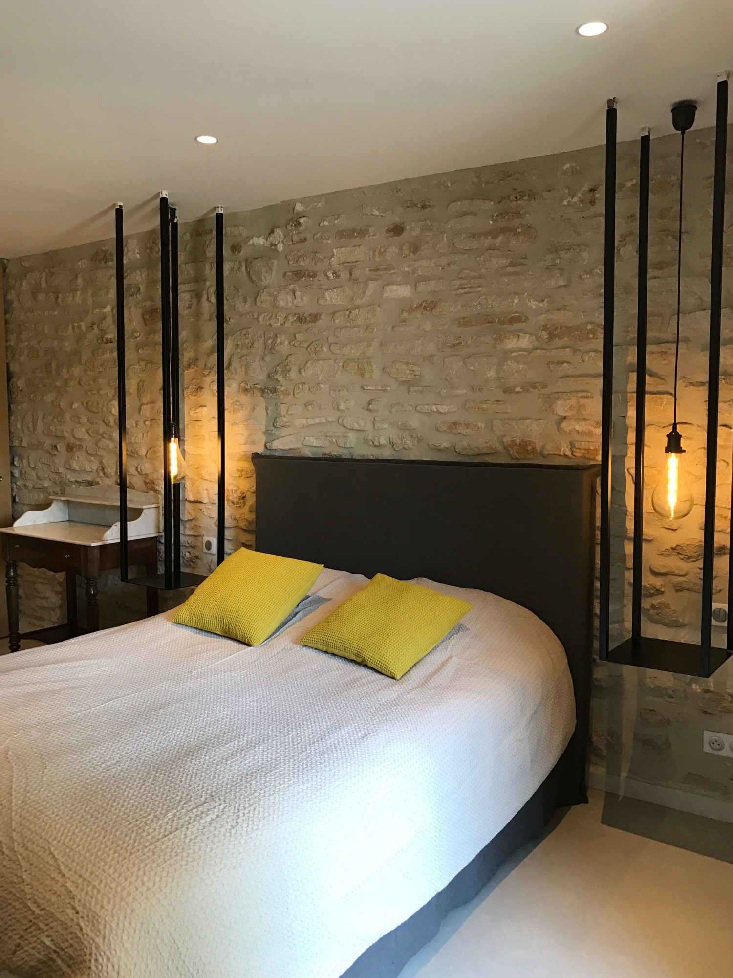 Close to Isle sur la sorgue and the golf of Saumane, renovated farmhouse