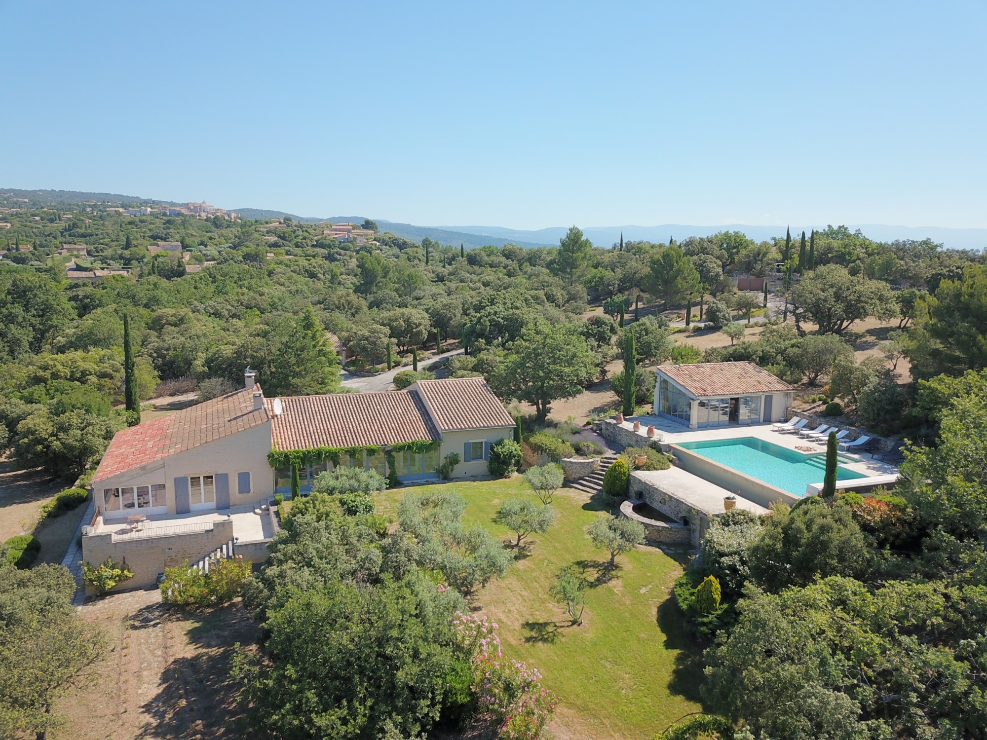 For rent house with pool