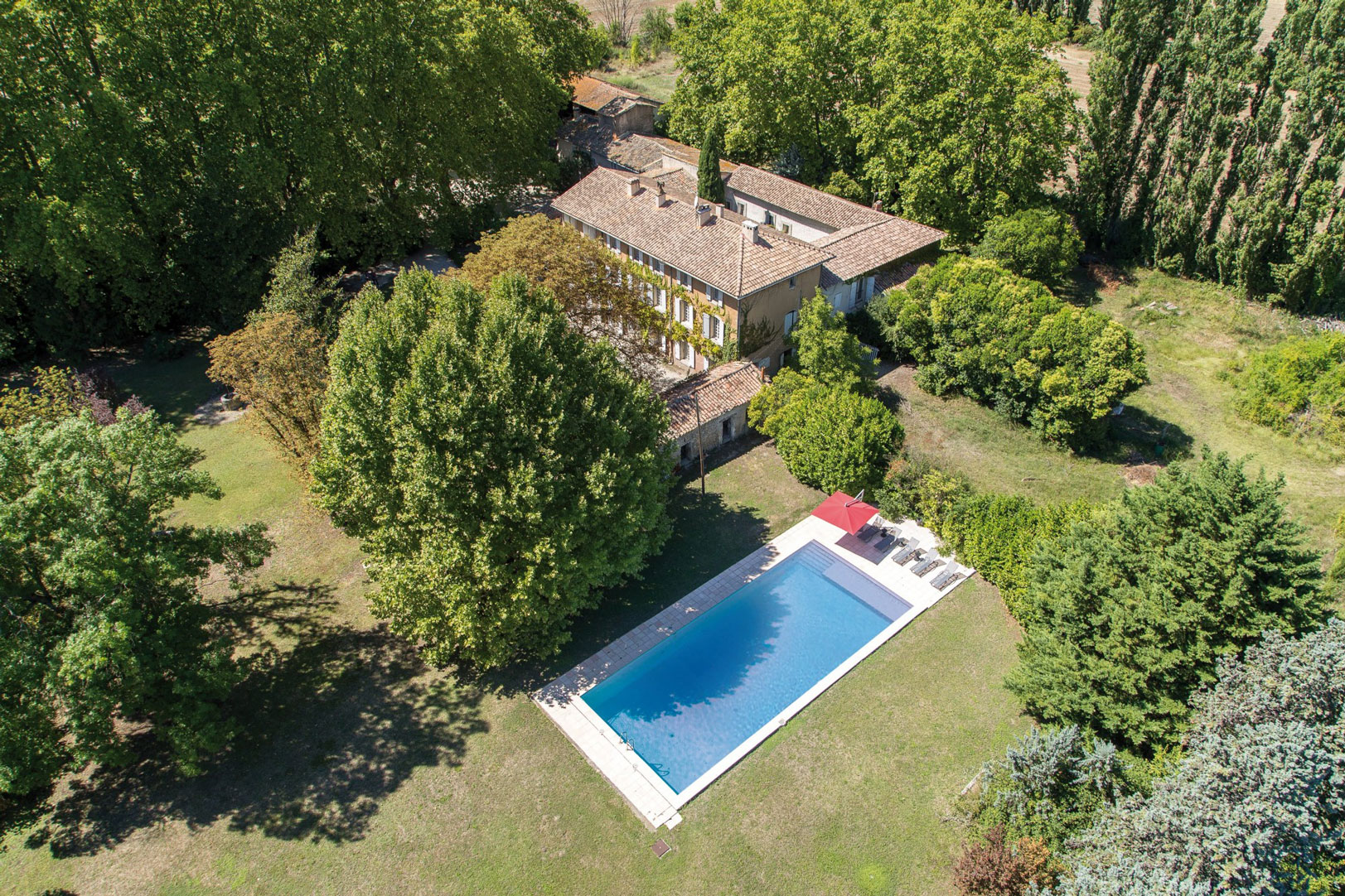 In Provence, an XVIII th Century Bastide at the Gates of Isle sur la Sorgue Available for Seasonal Rental – Fully Serviced
