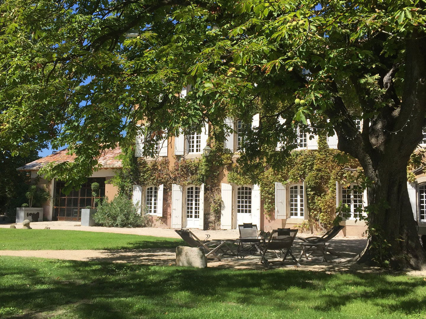 In Provence, an XVIII th Century Bastide at the Gates of Isle sur la Sorgue Available for Seasonal Rental – Fully Serviced