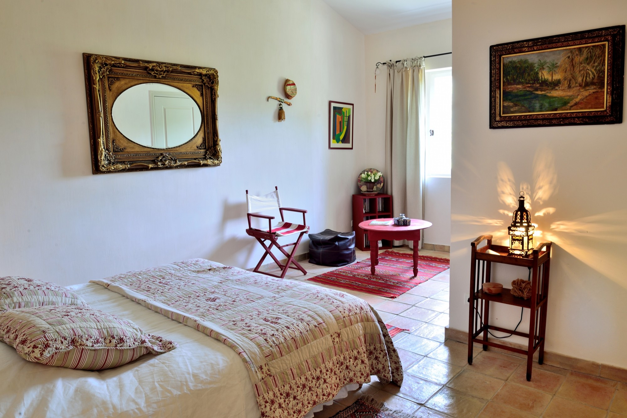 Provence, house for seasonal rentals on the heights of Apt, at the foot of the Luberon.