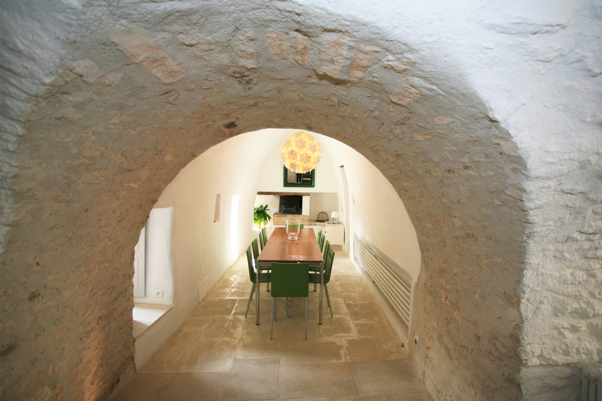 XVIth century Bergerie for rent in Gordes, with panoramic views of the Luberon.