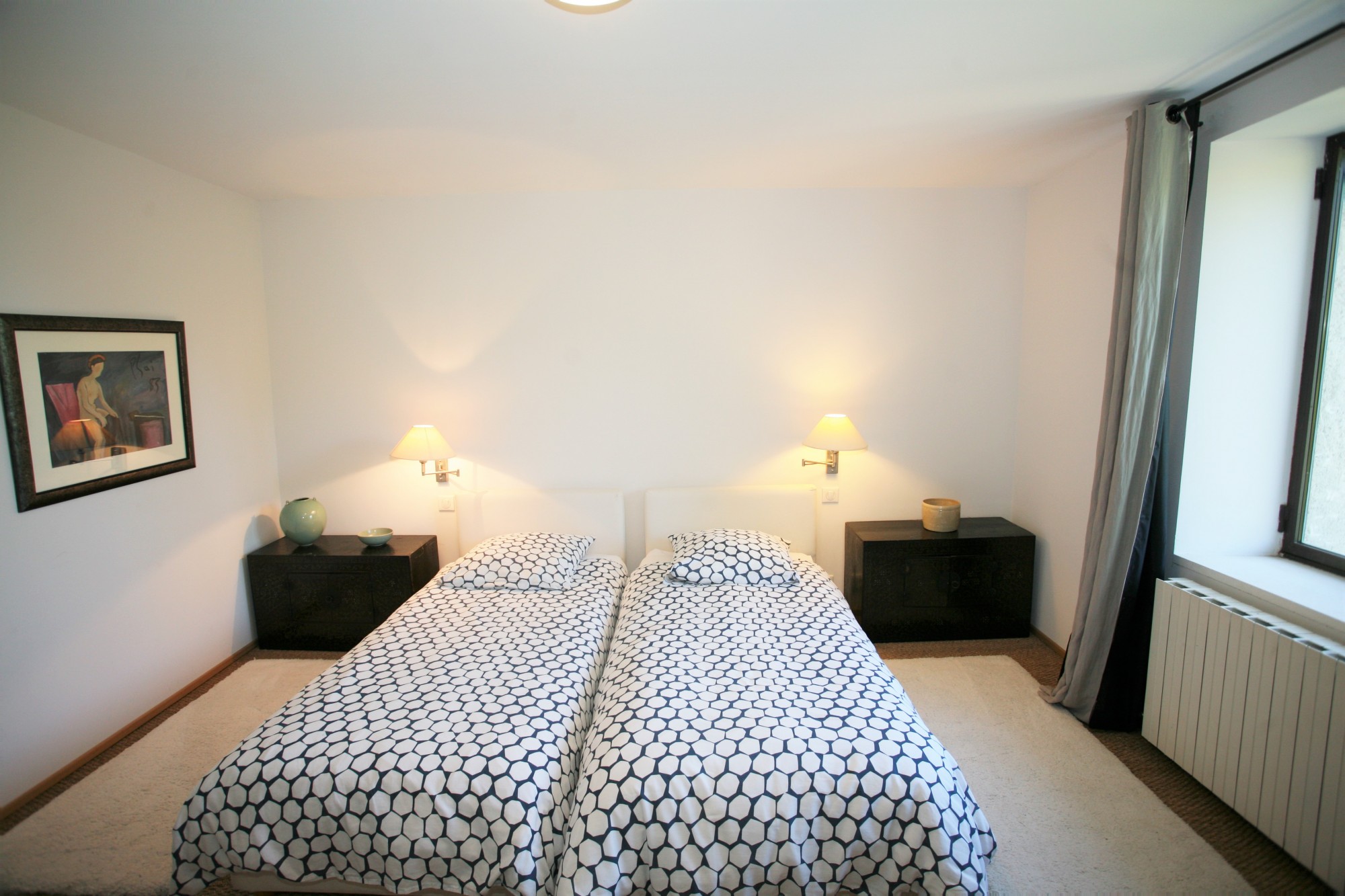 In a beautiful park of 1.5 hectares, To rent Provencal Bastide dated 1850 in Provence.