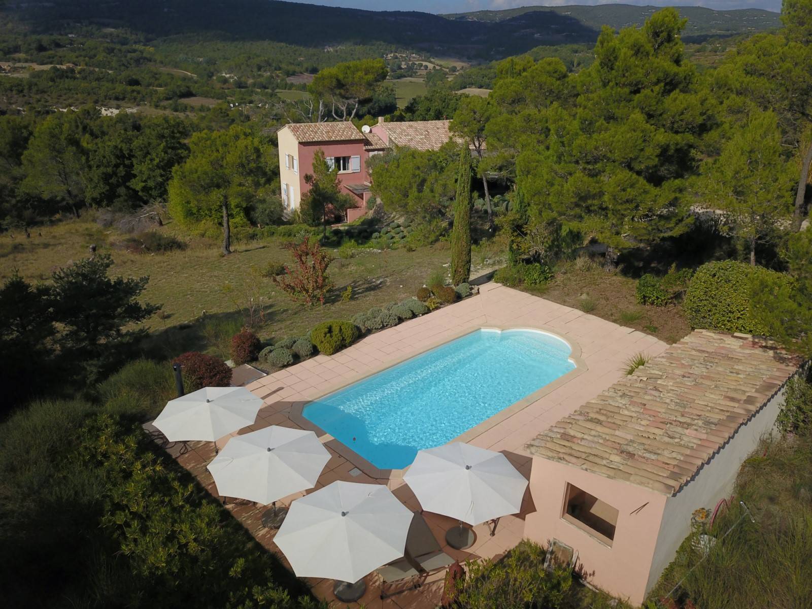 A few kilometers from one of the most beautiful villages in France, air-conditioned four-bedroom house will seduce you with its calm environment.