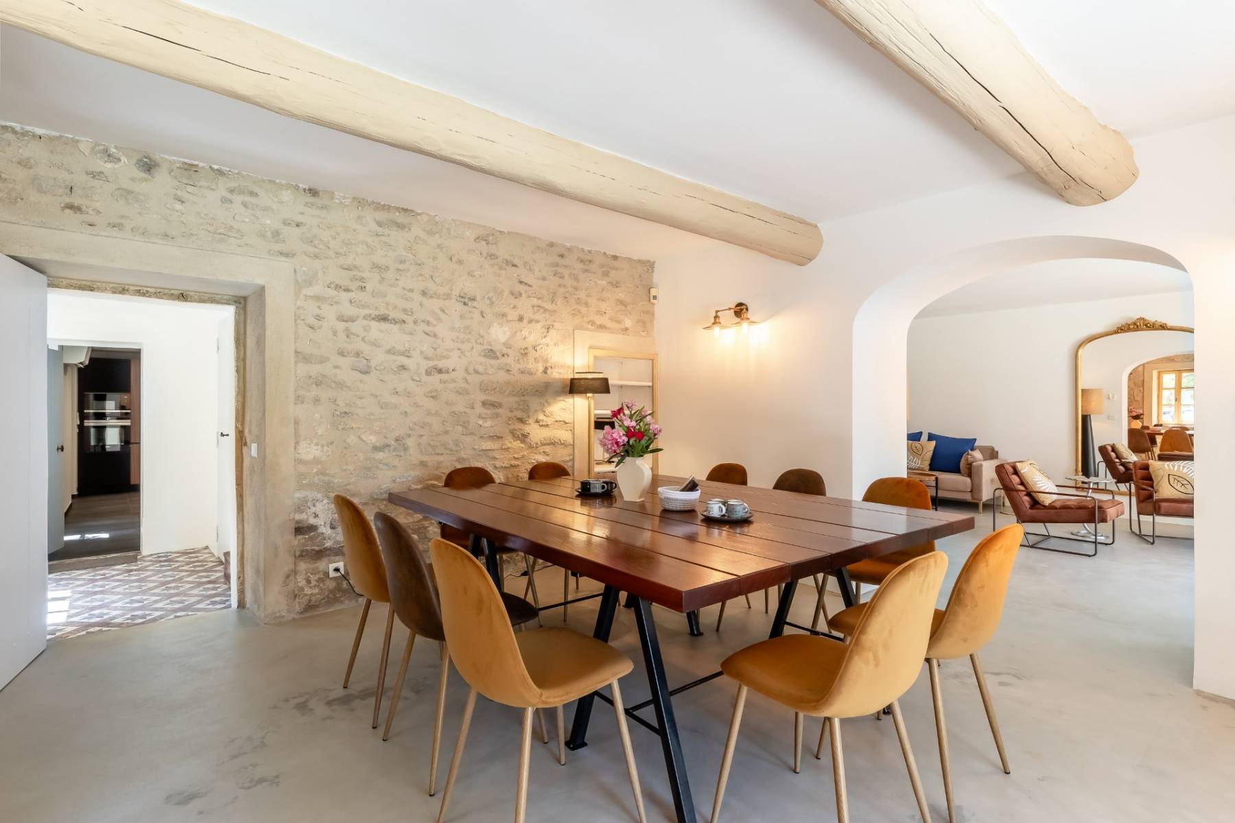 Authentic renovated House in a Gordes hamlet with pool, landscaped garden and expansive pool-house with outdoor summer kitchen