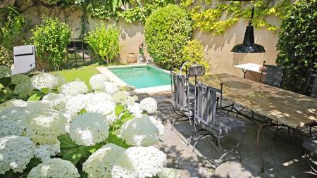 Our services in the sector of Alpilles in Provence 