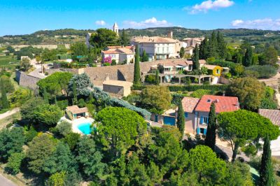 
Our area of ​​activity for this service Beautiful stone house with vineyard for sale