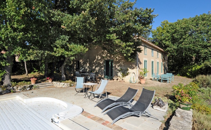 Our services in the sector of Lacoste in Luberon